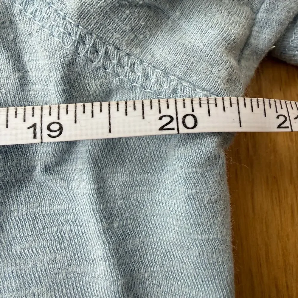 Banana Republic Men's Cotton Slub Knit Crewneck Henley Light Blue T-Shirt Sz L